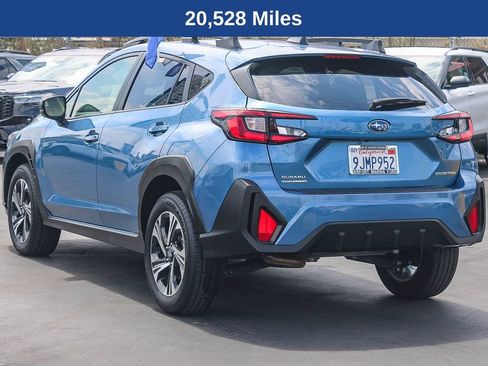 Used 2024 Subaru Crosstrek 2.0i Premium w/ Crosstrek Mirror Package AWD/4WD image 8