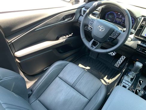 Used 2026 Toyota Camry XSE FWD image 26