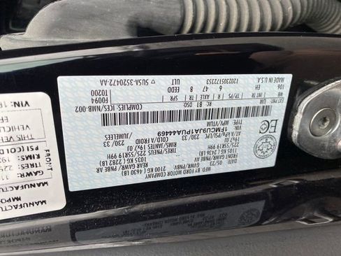 Used 2023 Ford Escape Platinum image 24