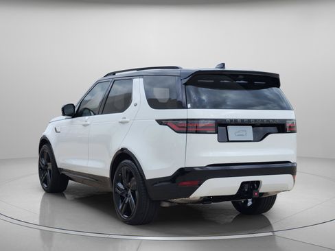 New 2026 Land Rover Discovery Dynamic SE AWD/4WD image 3