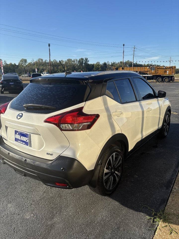 Used 2020 Nissan Kicks SV FWD image 6