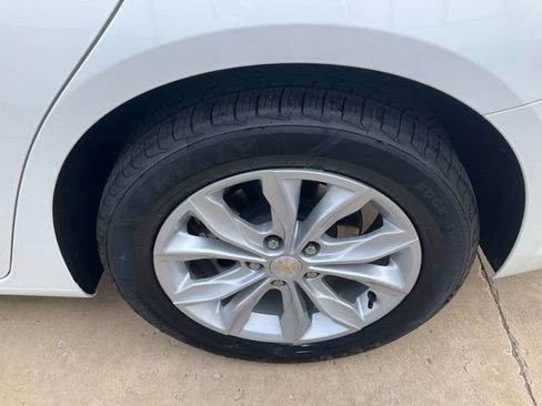 Used 2025 Chevrolet Malibu LT FWD image 29