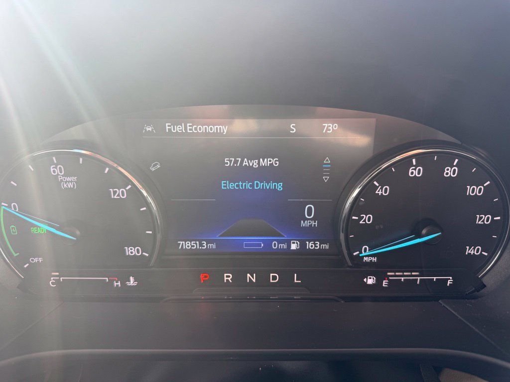 Used 2022 Ford Escape SEL FWD image 9