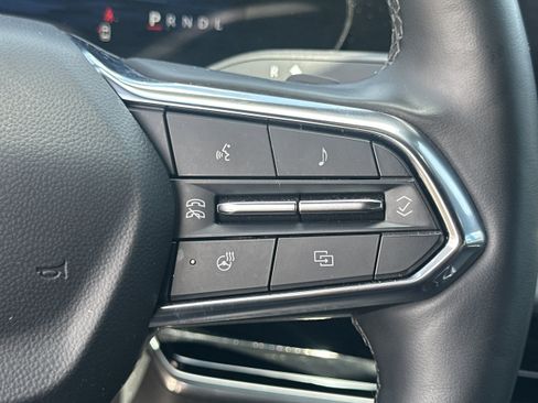 Used 2025 Chevrolet Equinox LT FWD image 25