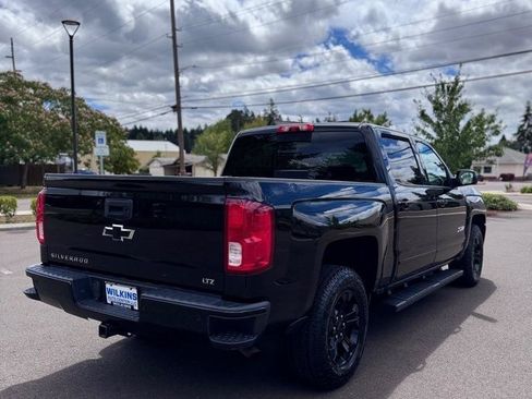 Used 2017 Chevrolet Silverado 1500 LTZ Z71 w/ LTZ Plus Package AWD/4WD image 5