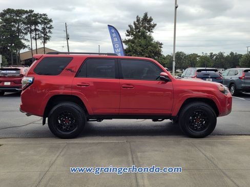 Used 2023 Toyota 4Runner TRD Off-Road Premium image 6