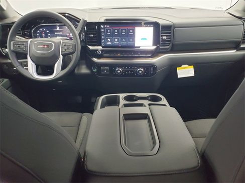 New 2026 GMC Sierra 1500 Elevation image 5