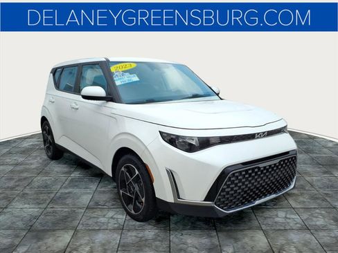 Used 2023 Kia Soul EX image 10