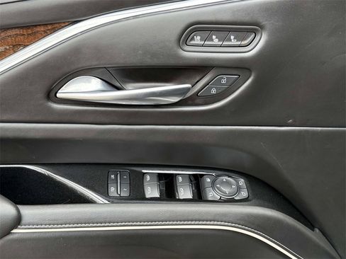 Used 2021 Cadillac Escalade Sport Platinum image 22