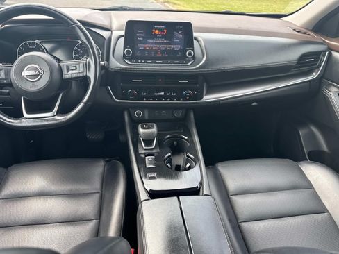 Used 2023 Nissan Rogue SV w/ SV Premium B Package FWD image 22