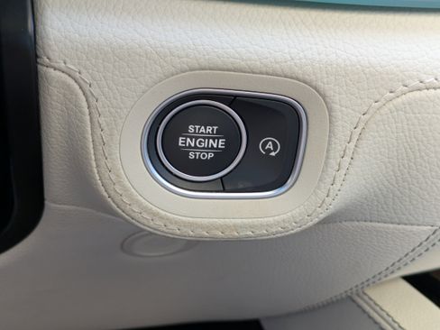 Used 2021 Mercedes-Benz GLE 450 4MATIC image 30