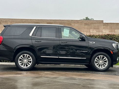 Used 2021 GMC Yukon SLT w/ Rear Media and Nav Package image 3