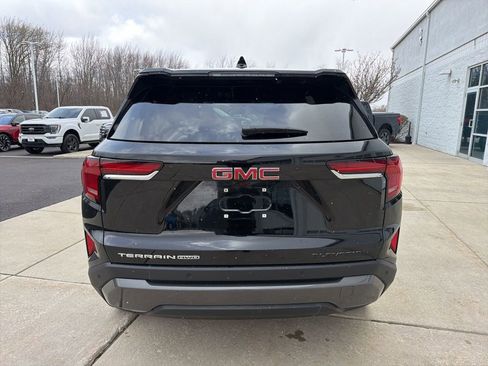 Used 2026 GMC Terrain Elevation image 6