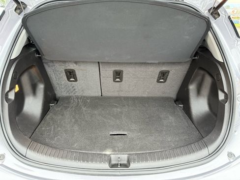 Used 2022 Chevrolet Bolt LT w/ Infotainment Package image 15