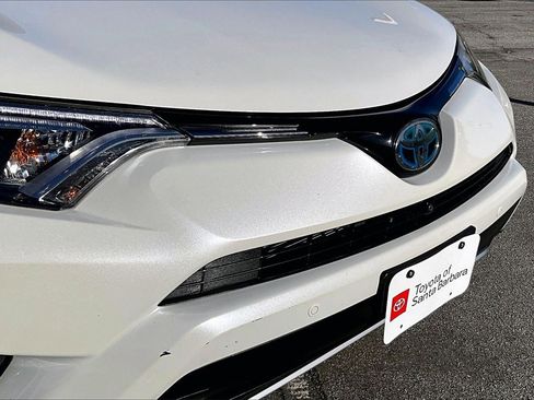 Certified 2016 Toyota RAV4 Limited w/ Advanced Technology Package image 33