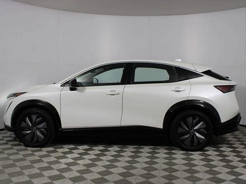 Used 2024 Nissan Ariya FWD image 33