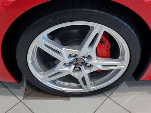 Used 2025 Chevrolet Corvette Stingray image 6