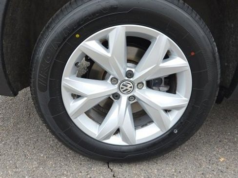 Used 2019 Volkswagen Atlas S w/ Towing Package image 27