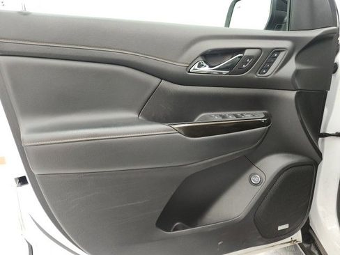 Used 2023 GMC Acadia AT4 w/ Preferred Package image 16