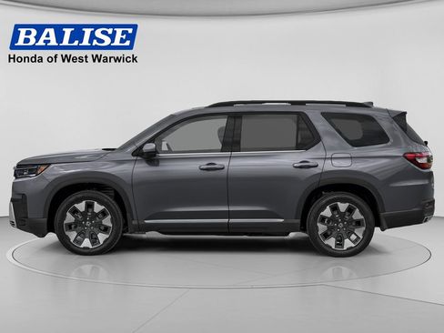 New 2026 Honda Pilot Touring image 3
