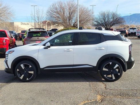 Certified 2025 Nissan Kicks SR image 7