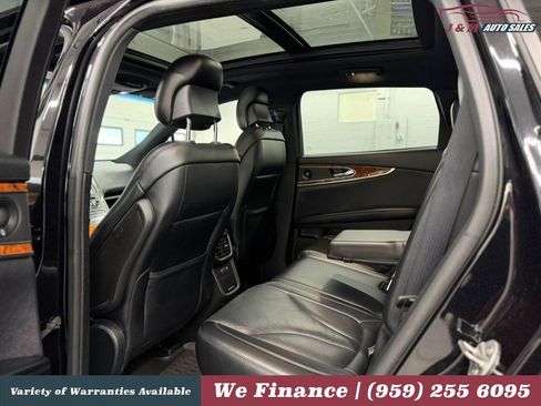 Used 2019 Lincoln Nautilus Reserve AWD/4WD image 30