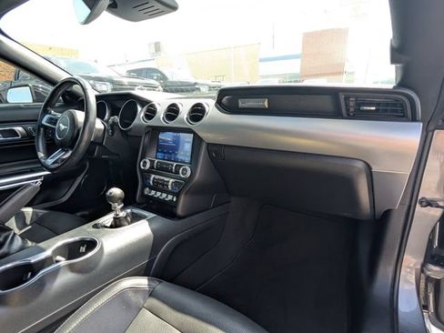 Used 2021 Ford Mustang GT Premium w/ Black Accent Package RWD image 19