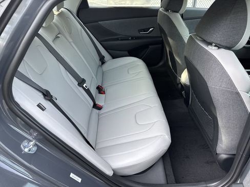New 2026 Hyundai Elantra Limited FWD image 15