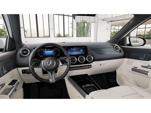 New 2026 Mercedes-Benz GLA 250 image 3