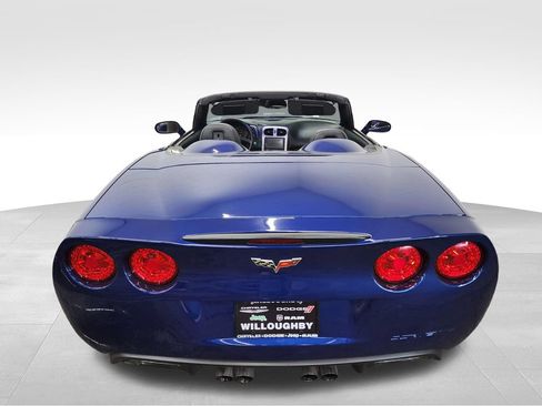Used 2005 Chevrolet Corvette Convertible w/ Preferred Equipment Group RWD image 21