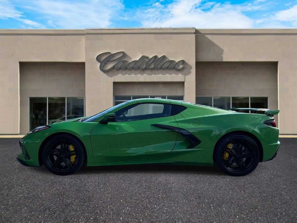 Used 2026 Chevrolet Corvette Stingray Preferred Cpe w/ Z51 Performance Package RWD image 6