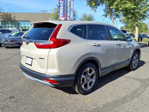 Used 2018 Honda CR-V EX image 5