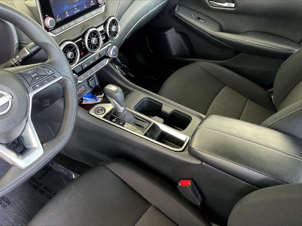 Used 2024 Nissan Sentra SV FWD image 19