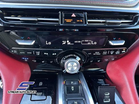 Used 2025 Acura MDX A-Spec image 32