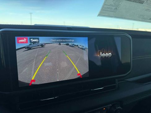 New 2025 Jeep Wrangler Unlimited Rubicon 392 image 33