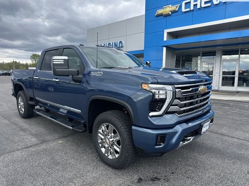 New 2026 Chevrolet Silverado 2500 High Country w/ High Country Premium Package AWD/4WD image 2