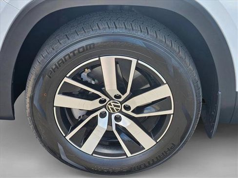 Used 2022 Volkswagen Atlas SE FWD image 24
