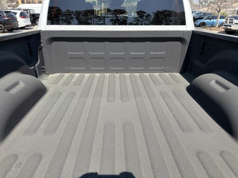 Used 2025 RAM 2500 Big Horn AWD/4WD image 32