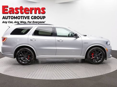 Used 2024 Dodge Durango R/T w/ Tow 'N Go Package AWD/4WD image 4