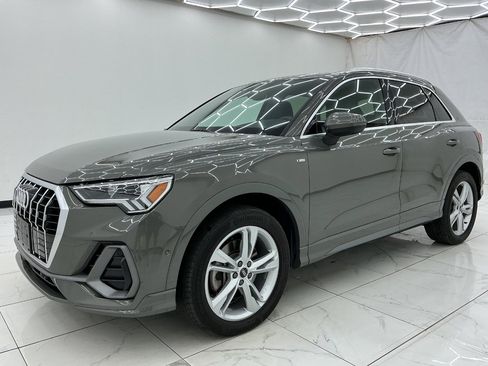 Used 2021 Audi Q3 2.0T Premium Plus w/ Premium Plus Package AWD/4WD image 6