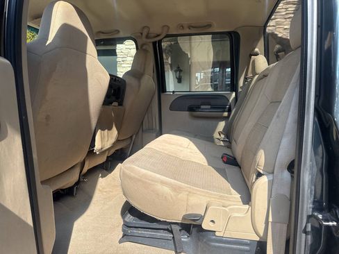 Used 2006 Ford F250 XLT AWD/4WD image 6
