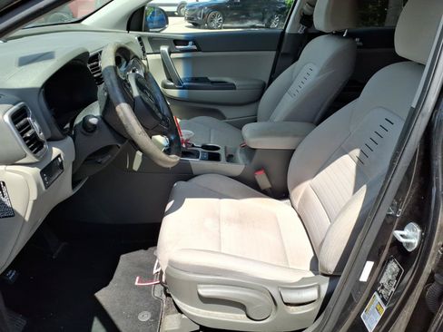 Used 2018 Kia Sportage LX FWD image 11