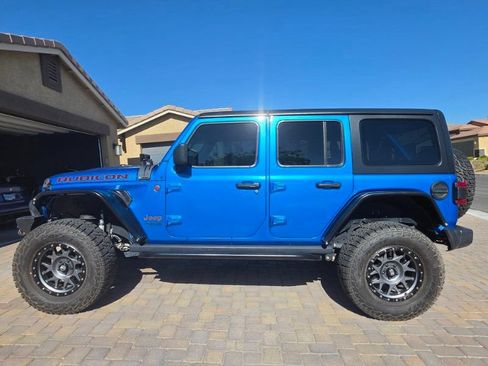 Used 2021 Jeep Wrangler Unlimited Rubicon AWD/4WD image 2