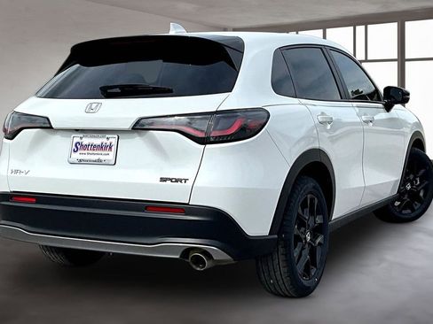 Certified 2024 Honda HR-V Sport image 6