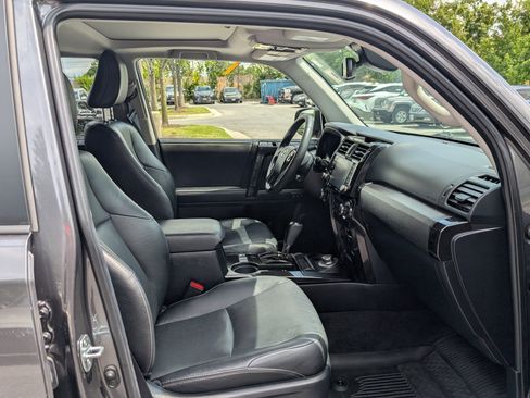 Used 2020 Toyota 4Runner Limited image 11