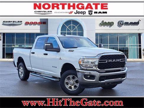 Used 2024 RAM 2500 Big Horn image 1