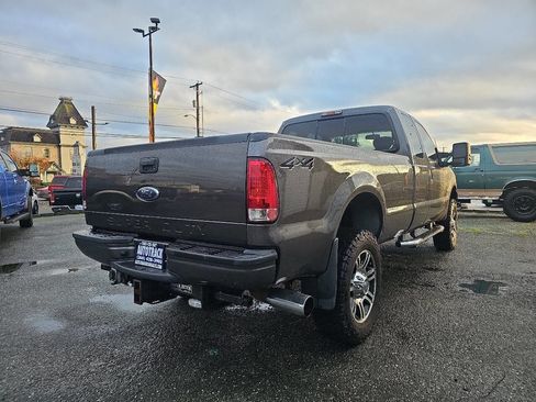 Used 2003 Ford F250 XL image 4