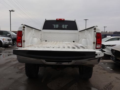 Used 2016 RAM 2500 SLT image 19