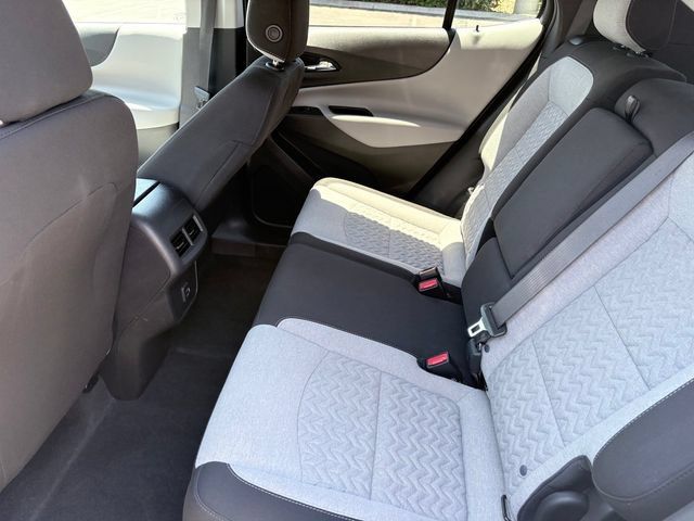 Used 2023 Chevrolet Equinox LT w/ Driver Convenience Package FWD image 7