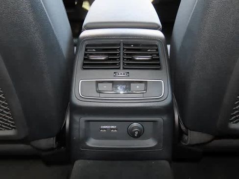 Used 2022 Audi A4 2.0T Premium Plus w/ Premium Plus Package image 23